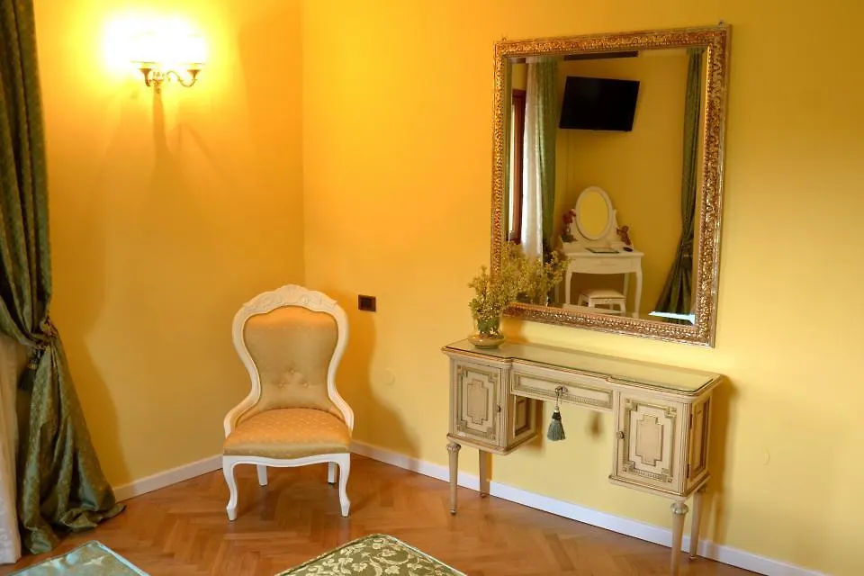 B&B La Pescadora Valeggio sul Mincio 3*,  Italy